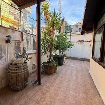 Lumina House Reggio *