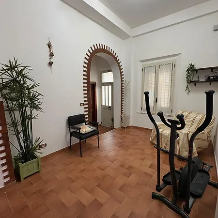 Semesterbostad Lumina House Reggio